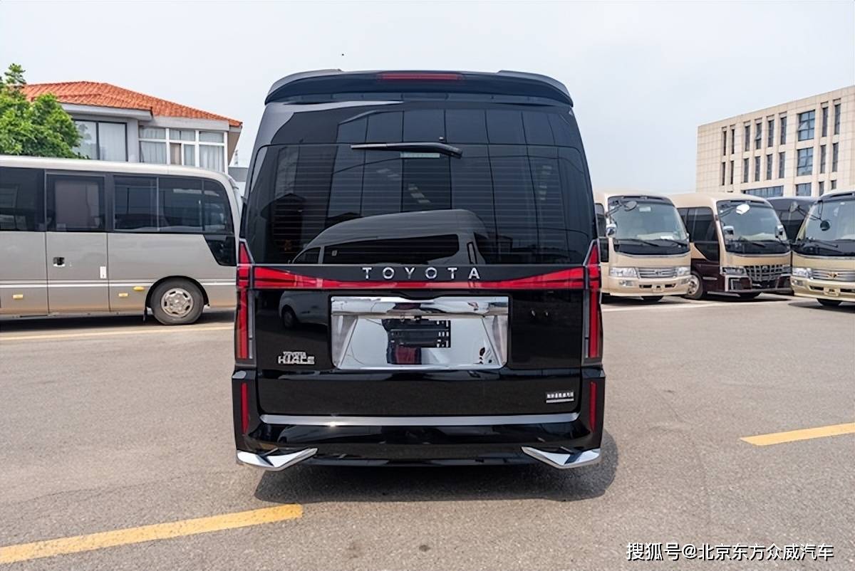 座铂金版航空座椅(42~85万现车)冰球突破游戏北京丰田海狮专卖店 6(图8) 座铂金版航空座椅(42~85万现车)冰球突破游戏北京丰田海狮专卖店 6(图8)